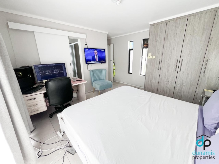 3 Bedroom Property for Sale in Nahoon Valley Park Eastern Cape